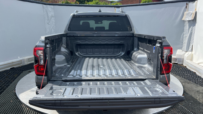 Ford Ranger Petrol Pick Up D/Cab Wildtrak 2.3 EB PHEV 281 Auto [NI] - Image 4